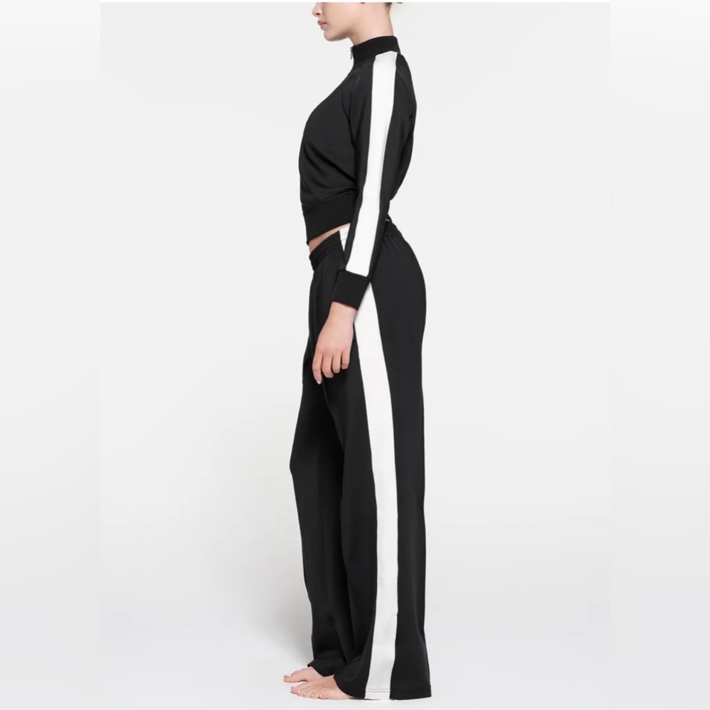 SKIMS TRACK STRAIGHT LEG PANT ONYX SIZE XS